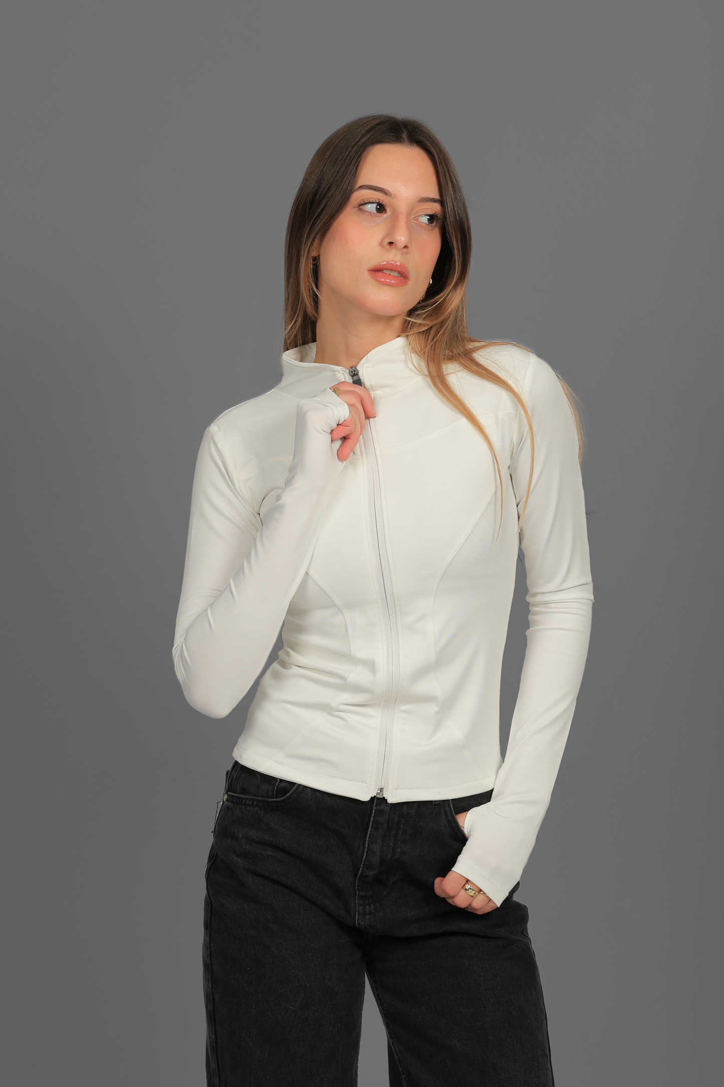 Off white Fitted Zip up Jacket with Finger-holes