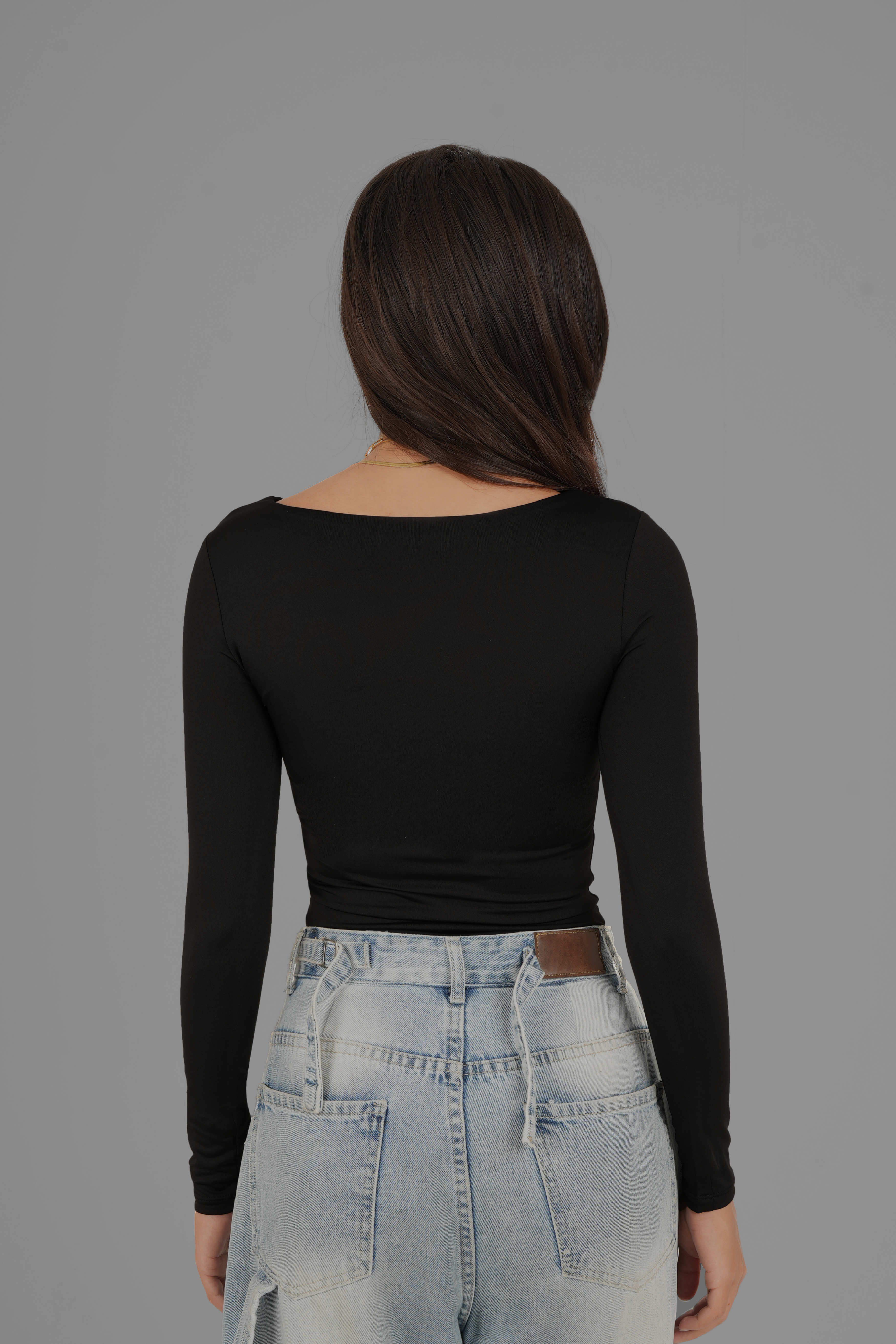 Wide Round-Neck Long Sleeve Top - Black