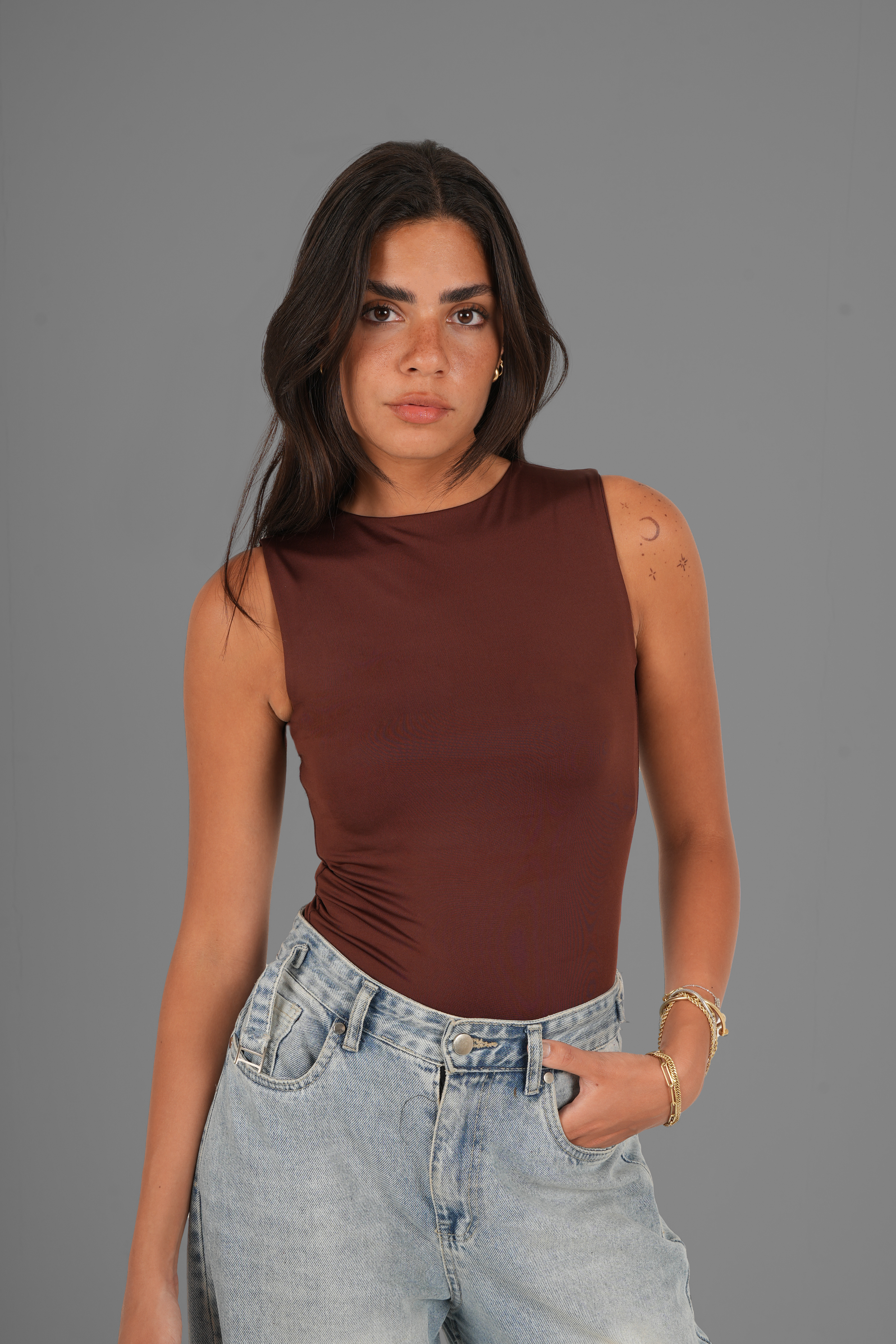 Classic Crewneck Tank Top - Brown