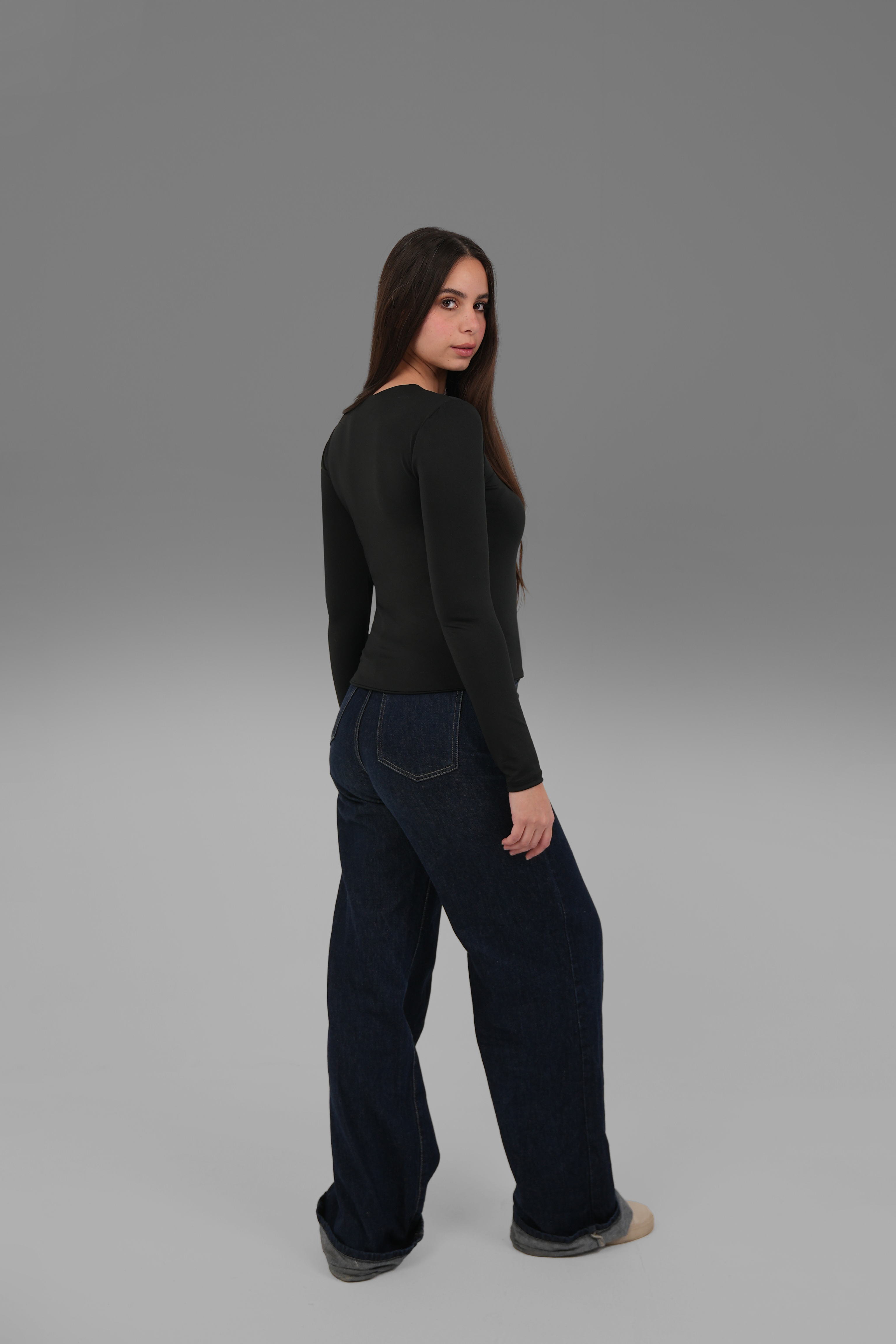 Women’s Black Classic Full-Zip Long Sleeve Top – Lightweight Soft Stretch Basic, Made in Egypt