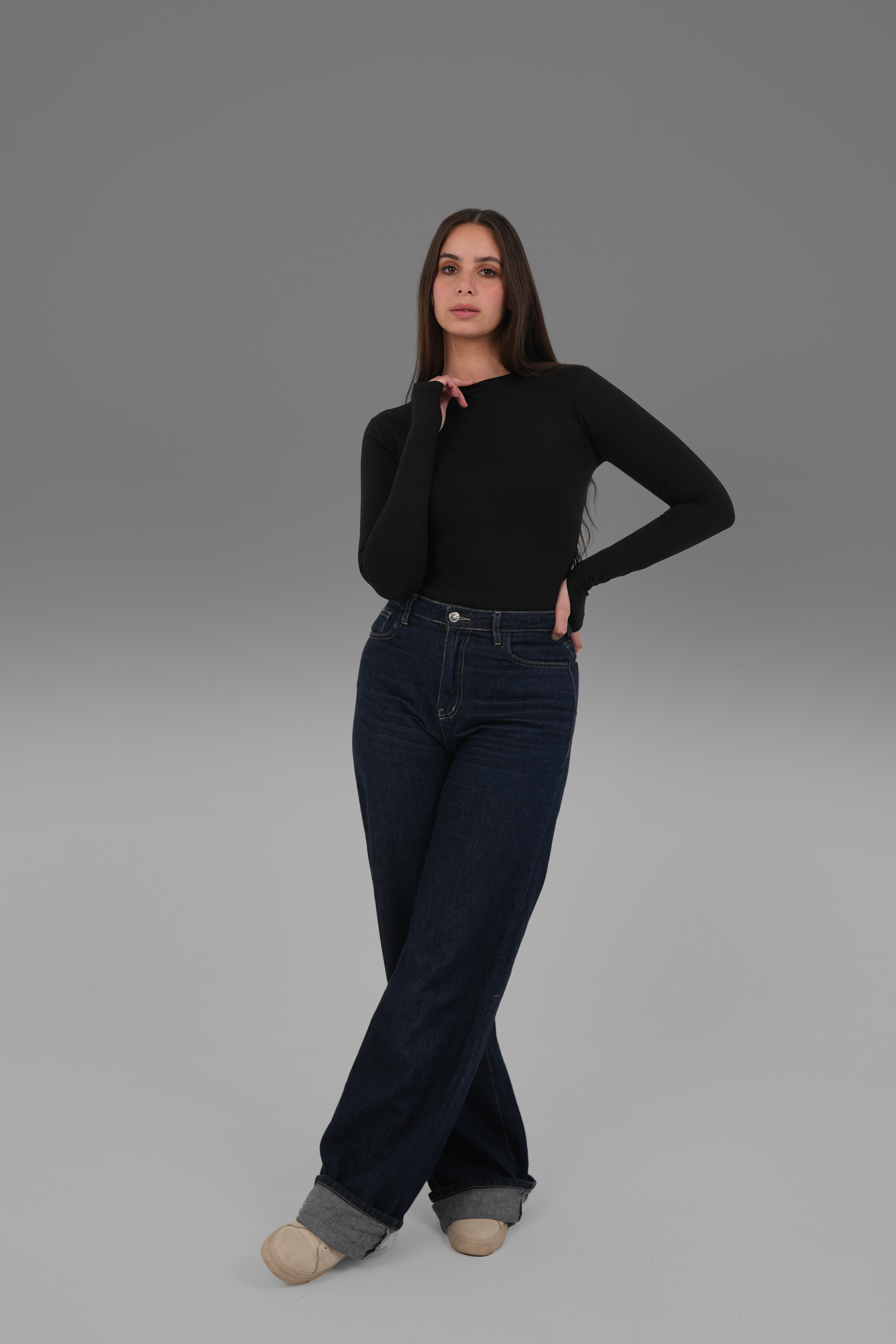 Women’s Off-White Cotton Long Sleeve Top with Thumbhole – Lightweight Soft Stretch Basic, Made in Egypt