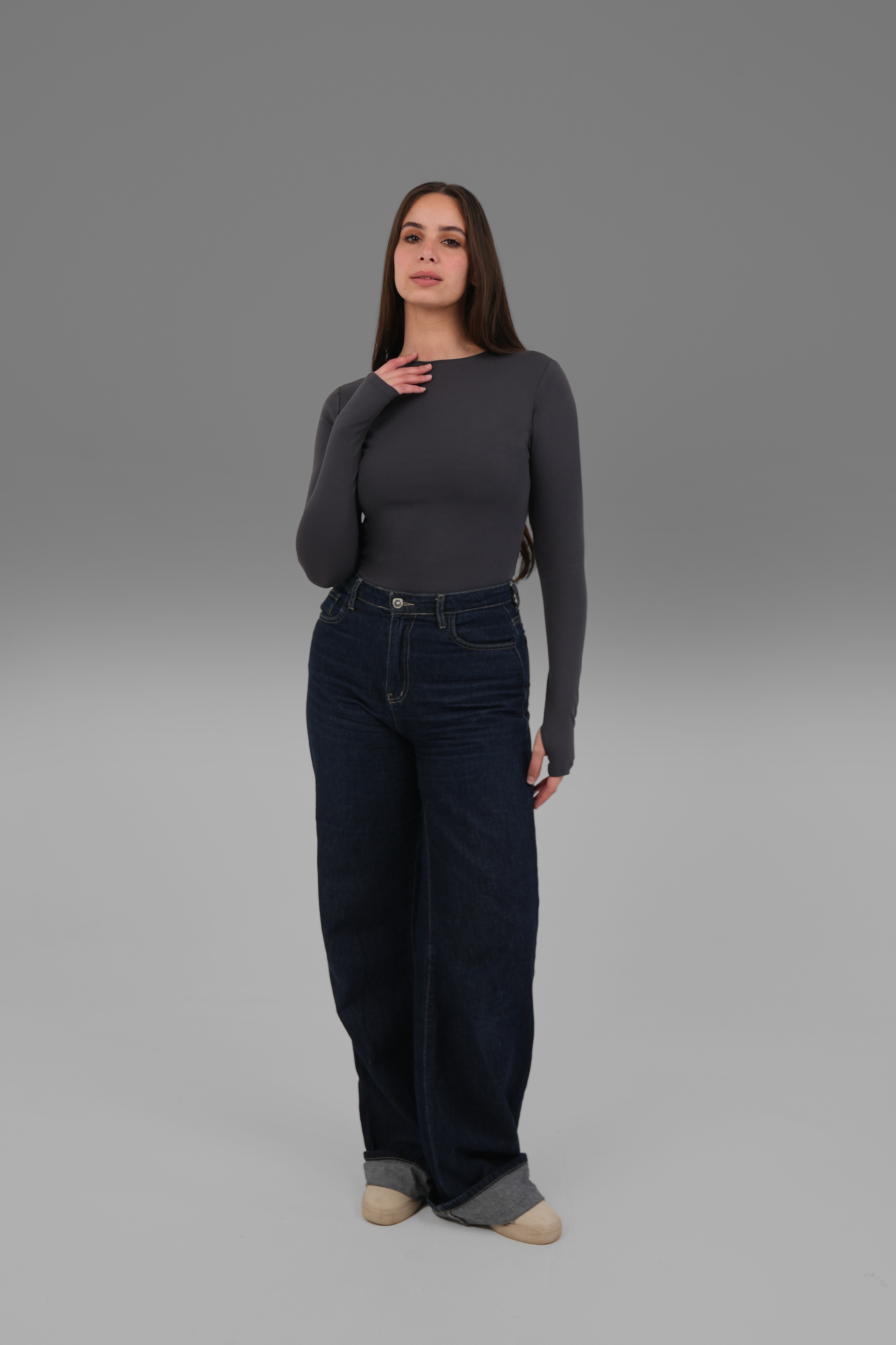 Women’s Charcoal Cotton Long Sleeve Top with Thumbhole – Lightweight Soft Stretch Basic, Made in Egypt