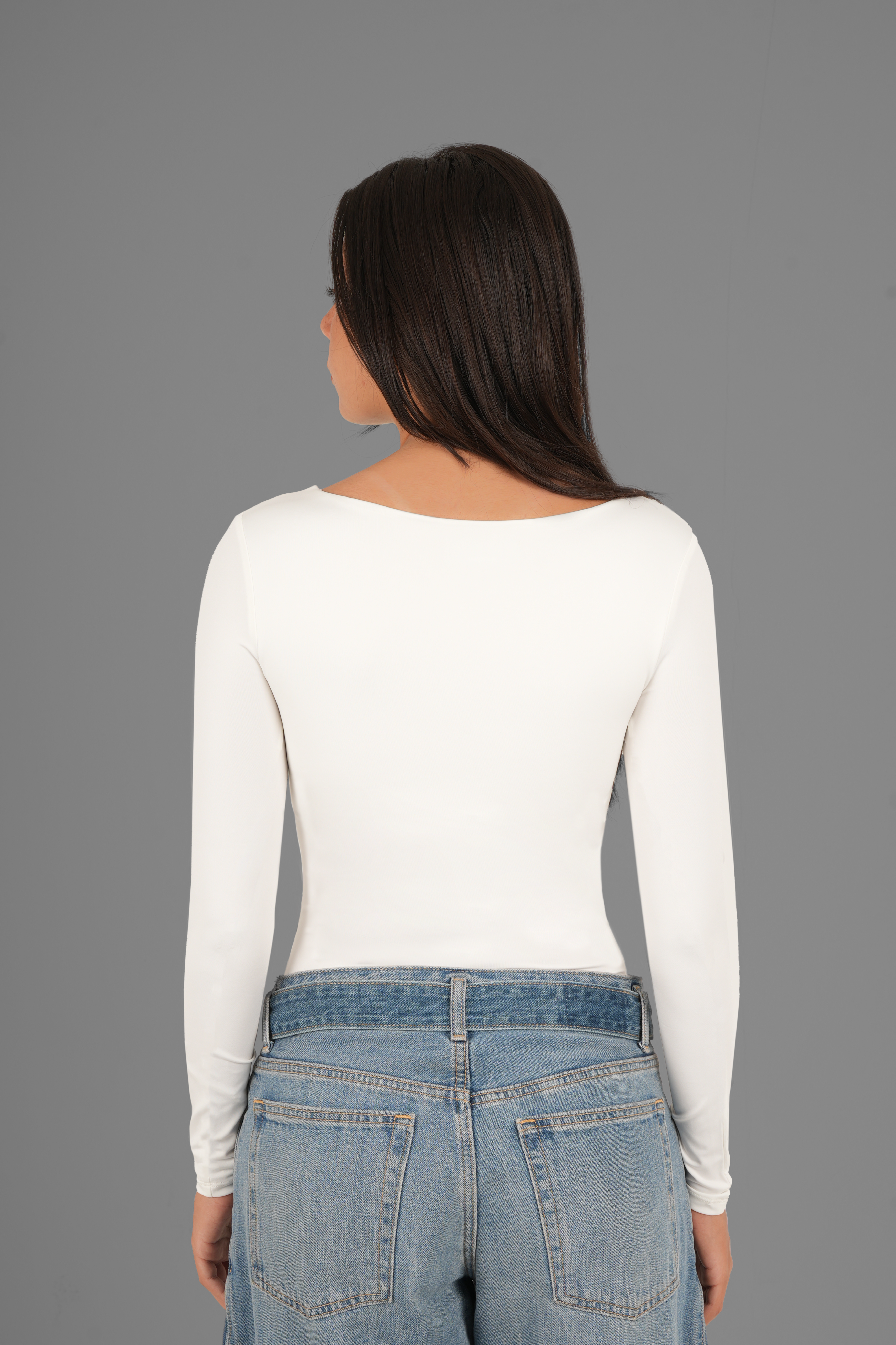 Wide Round-Neck Long Sleeve Top - Off-White